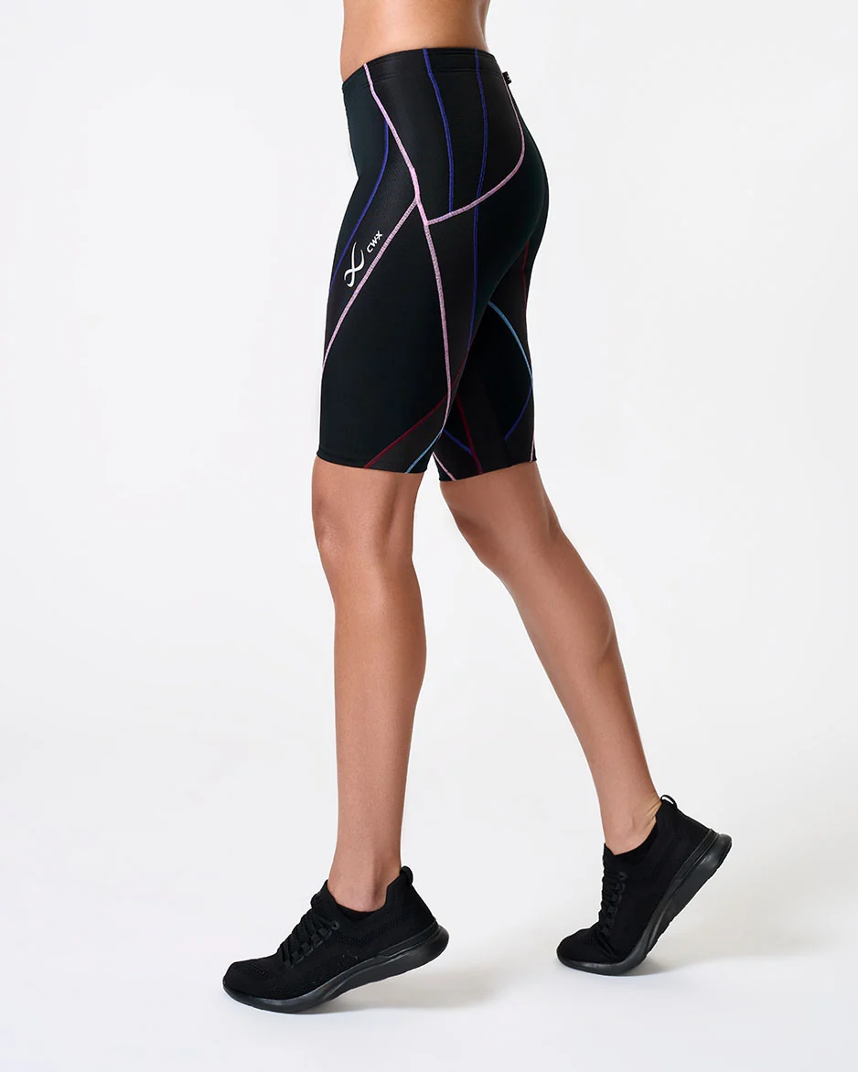 Endurance Generator Joint & Muscle Support Compression Short: Women's Black/Candy - Image 3